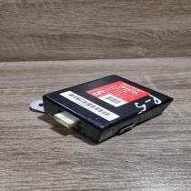 89741 47080 61b105 000  Door control unit/module Toyota Prius (XW20)