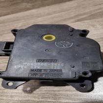 063700 7960   Air flap motor/actuator Toyota Prius (XW20)