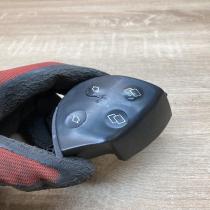 A2118206110   Steering wheel buttons/switches Mercedes-Benz E W211