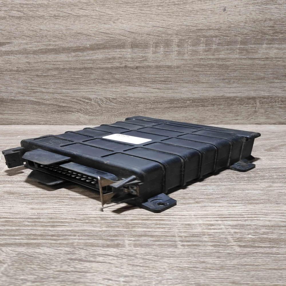 811906264c 0280800128  Engine control unit/module ECU Audi 100 200 5000 C3