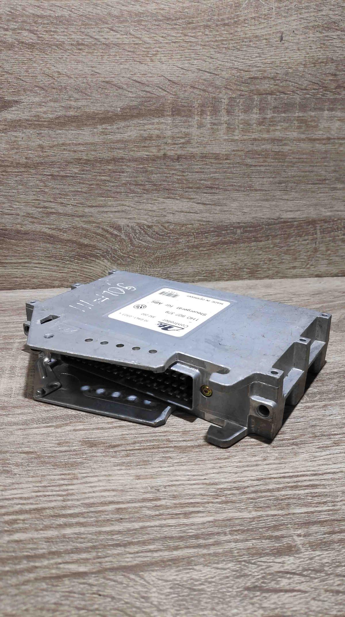 1h0907379d 100941 03034  ABS control unit/module Volkswagen PASSAT B5