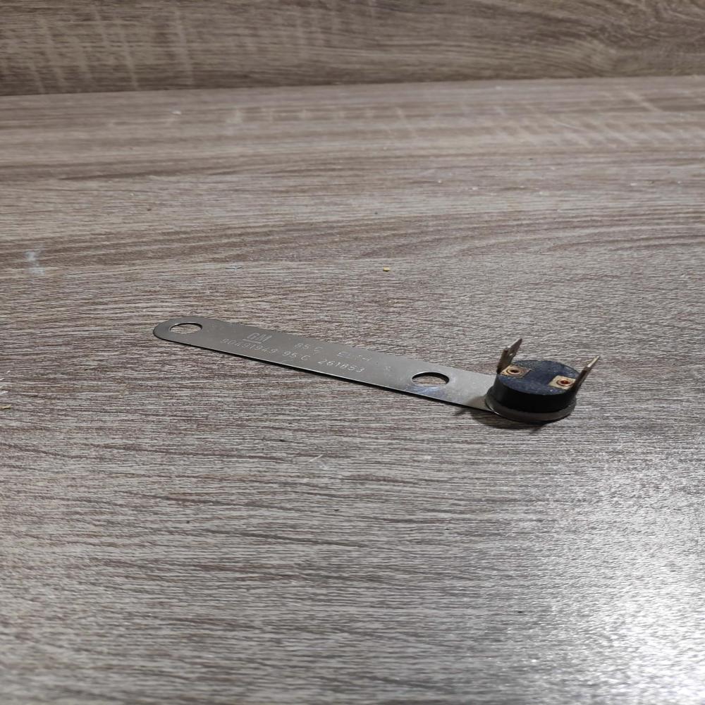 90491949   Other relay Opel Omega B1