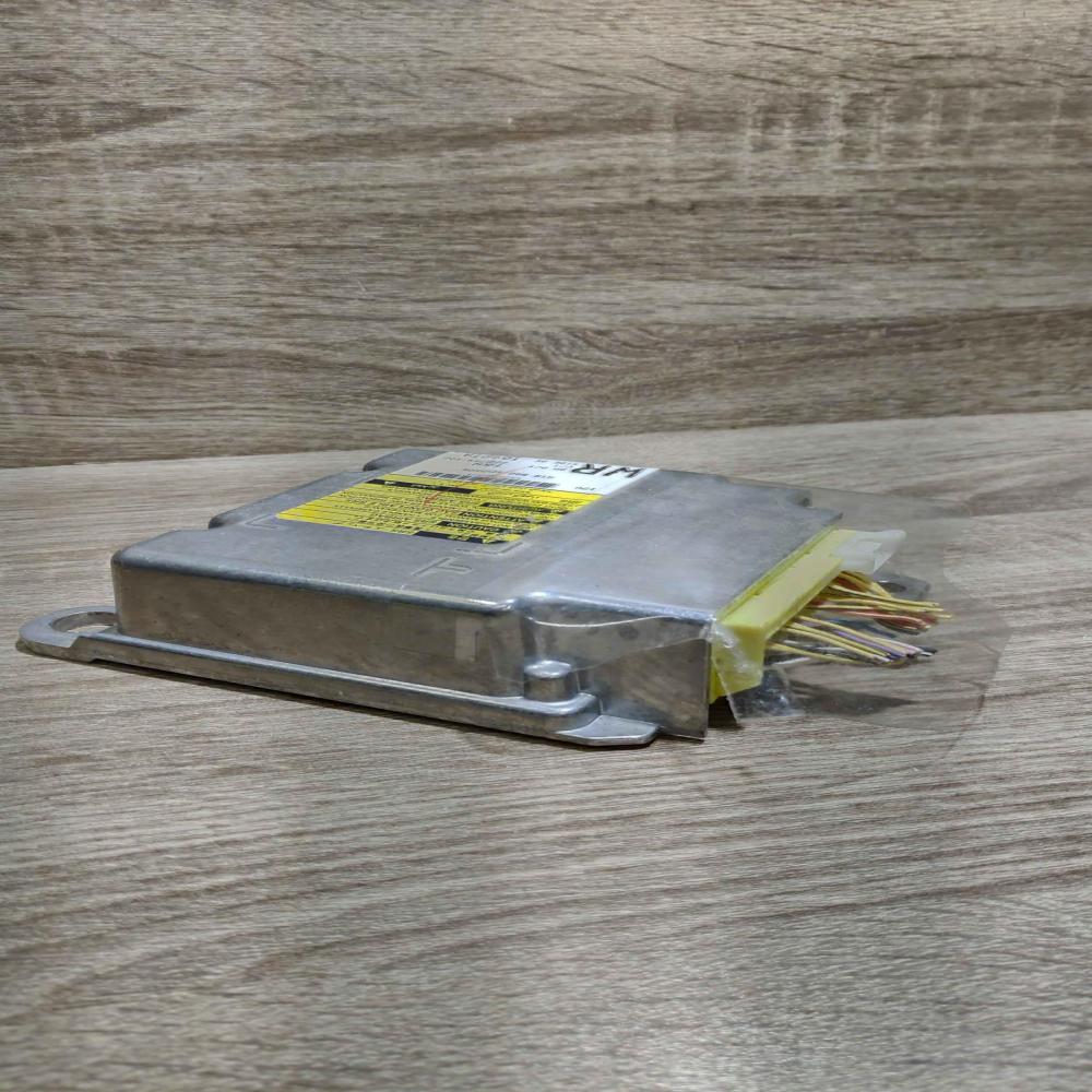 89170 0d410 220749 102  Airbag control unit/module Toyota Yaris