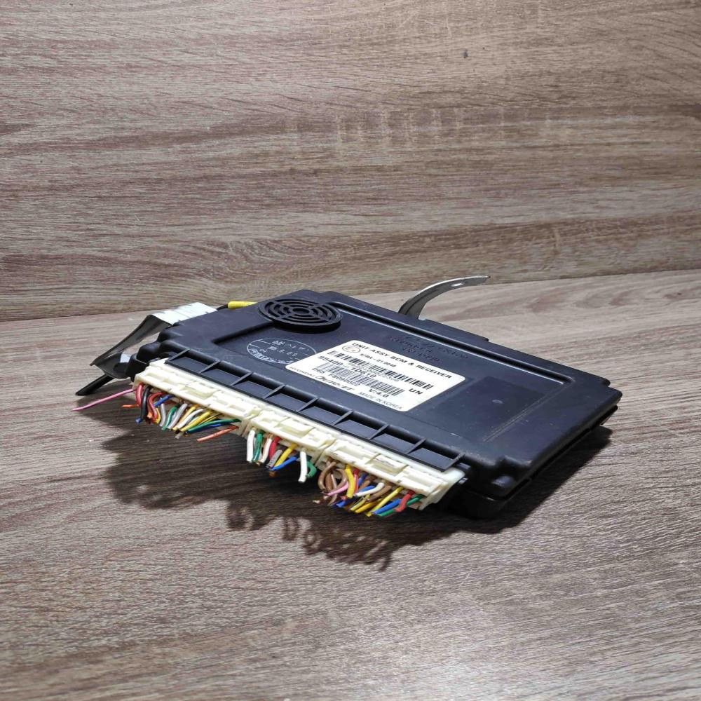 95400 1d610 97ra 010048  Central body control module KIA Carens II