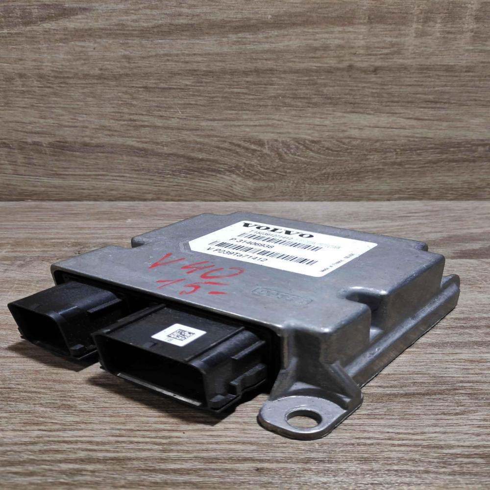p31406938 t152391271412  Airbag control unit/module Volvo V40