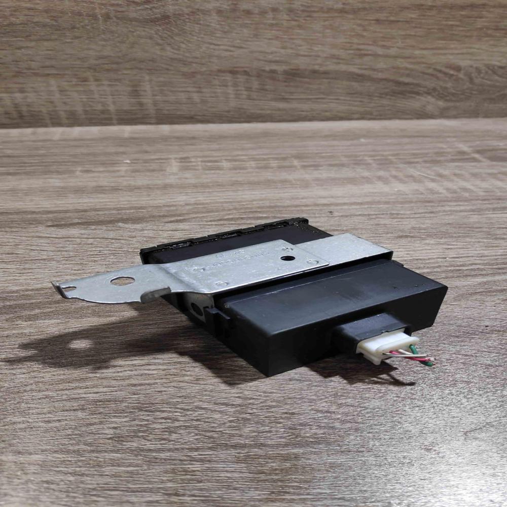 897410d041 s000000100 a  Other control units/modules Toyota Yaris