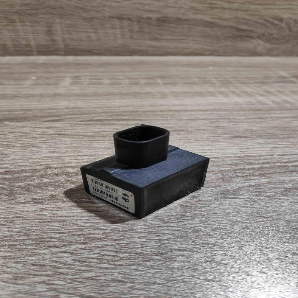 9162743 100980 00441  Airbag deployment crash/impact sensor Volvo S80
