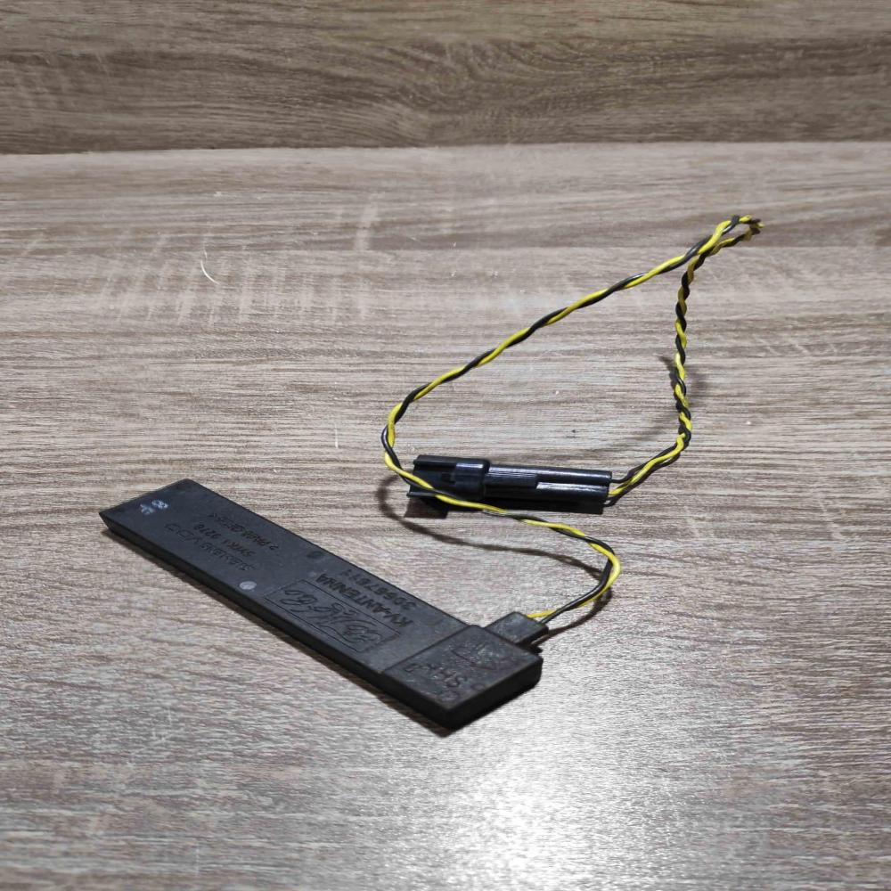 30667811   Keyless system antenna Volvo V50