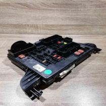 13277321 02 063517 020 09  Fuse module Opel Insignia A