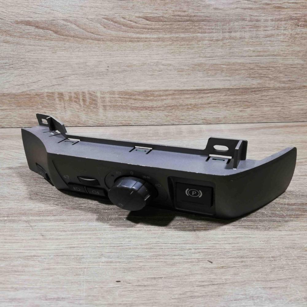 6918888 01 6131 6918888  Light switch BMW 7 E65 E66