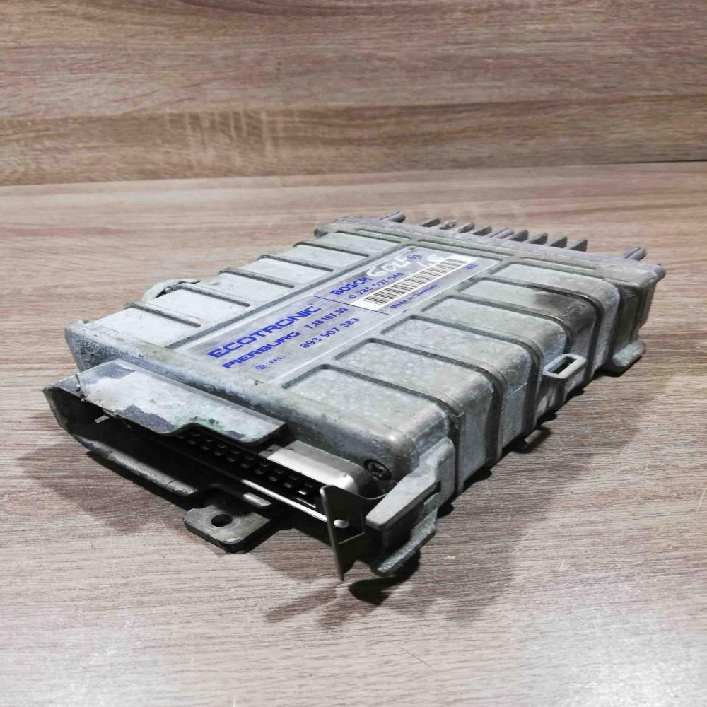 893907383 0285007040  Engine control unit/module ECU Volkswagen Golf II