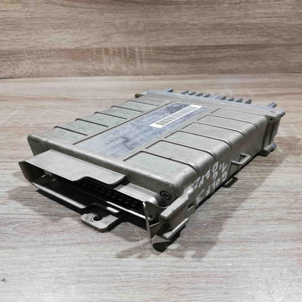 893907383b 71816762  Engine control unit/module ECU Volkswagen Golf III
