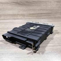 893907404 0261200220  Engine control unit/module ECU Audi 80 90 B3