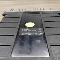 893907404 0261200220  Engine control unit/module ECU Audi 80 90 B3