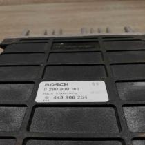 443906264 0280800165  Engine control unit/module ECU Audi 100 S4 C4