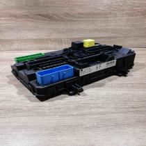 13206758 5dk008669 62  Fuse module Opel Astra H