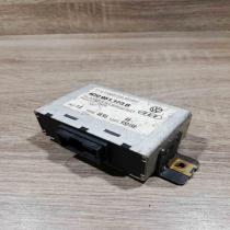 4d0951173b   Alarm control unit/module Audi A4 S4 B5 8D