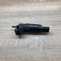 1K6955651   Windscreen/windshield washer pump Volkswagen Tiguan