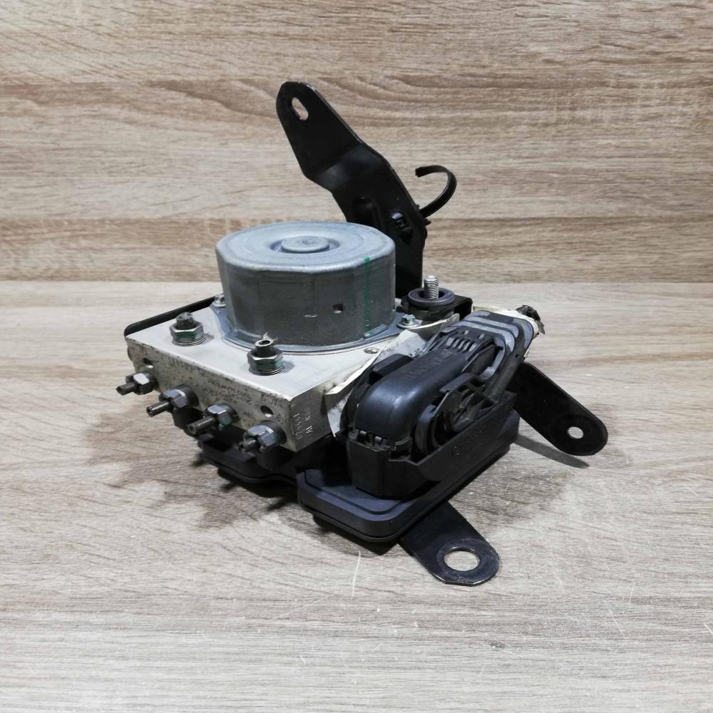 476605023r 269543 130212 ABS Pump Renault Kangoo II