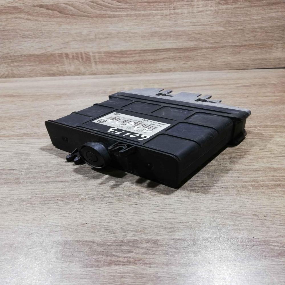 1h0927303a 5ds007256 01  Engine control unit/module ECU Volkswagen Golf III