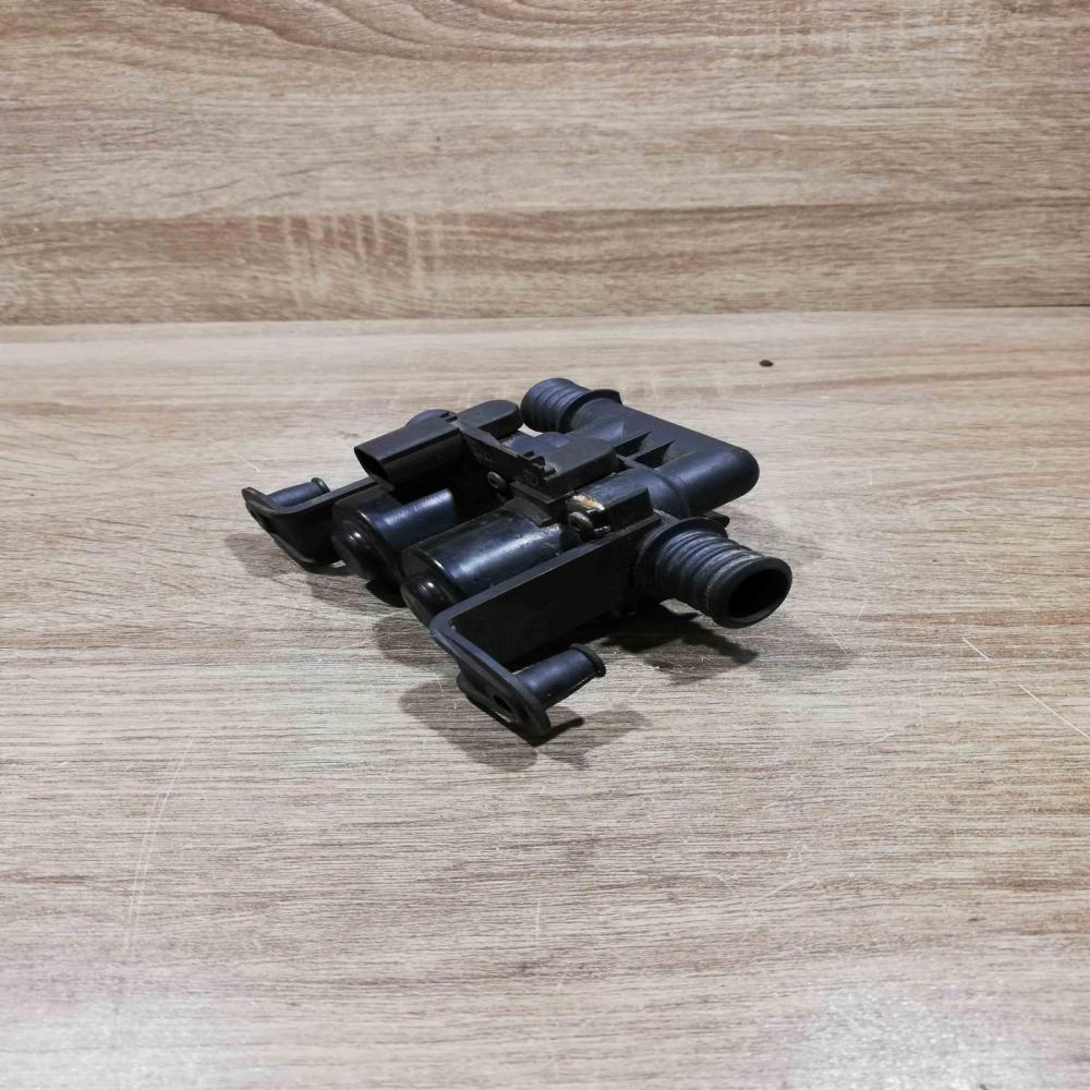6910544 04 1147412166 6411 6910544 Coolant heater control valve BMW X5 E70