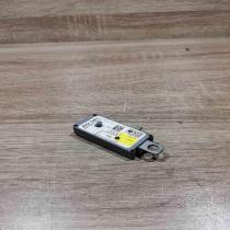 4b5035225n 11711701  Aerial antenna amplifier Audi A6 S6 C5 4B