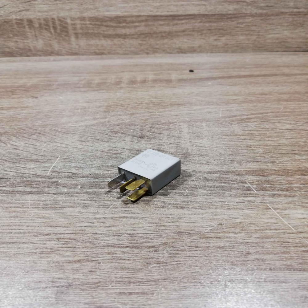 90080 87019   Other relay Toyota Avensis T250