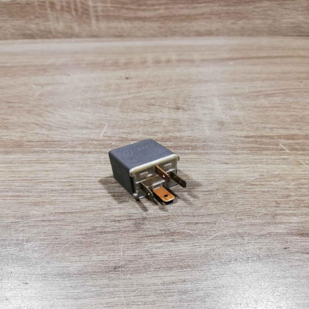 141951253b   Other relay Volkswagen PASSAT B5.5