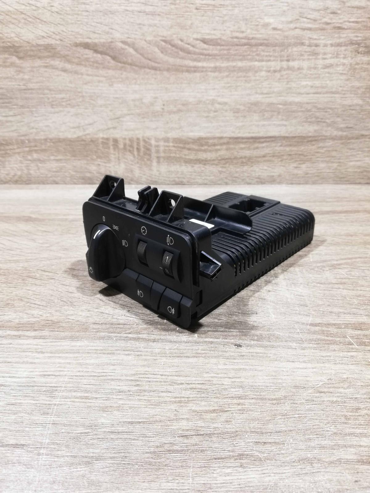 6925075 532228811 0017168 Light switch BMW 3 E46