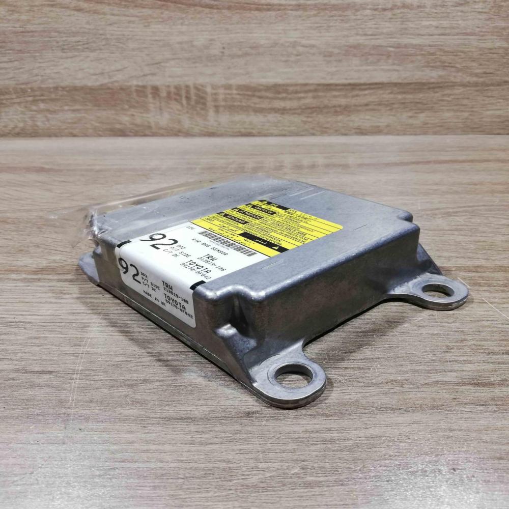 89170 0f042 213819 108  Airbag control unit/module Toyota Corolla Verso AR10