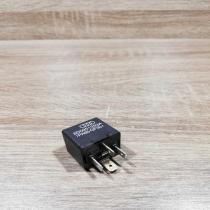 8d0951253a   Other relay Volkswagen PASSAT B5