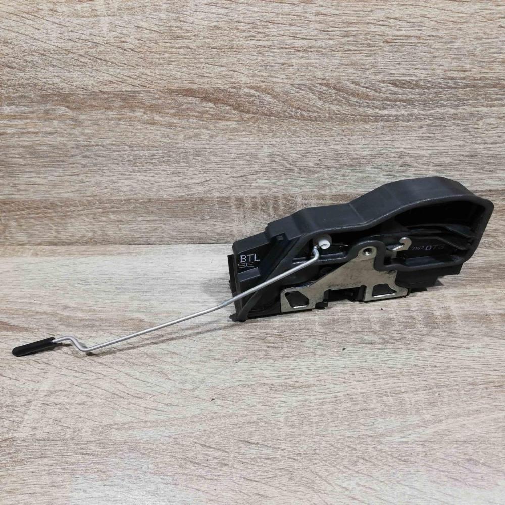 7167073 a046998  Front door lock BMW Z4 E85 E86