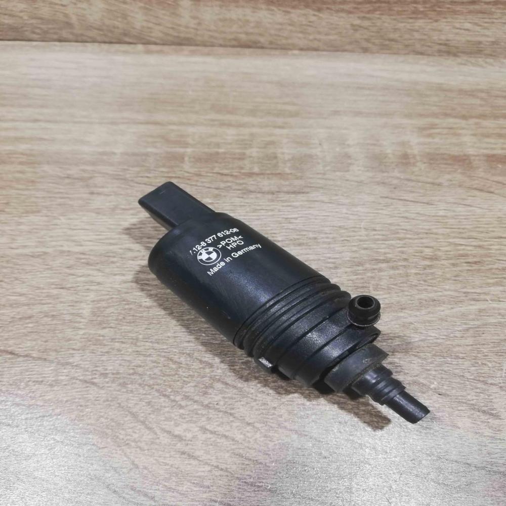 8377612 06   Headlight washer pump BMW 5 F10 F11