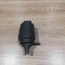 8377612 06   Headlight washer pump BMW 5 F10 F11