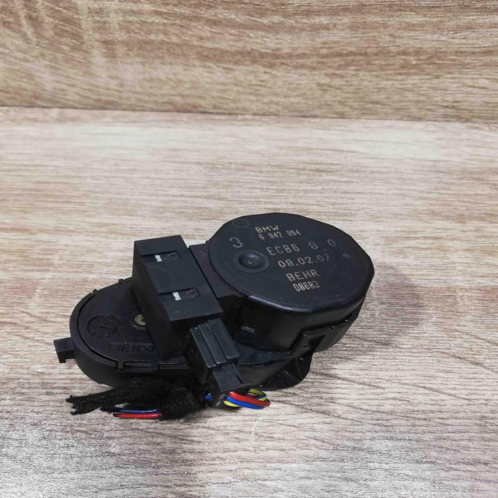 6942994 d8683  Air flap motor/actuator BMW 5 E60 E61