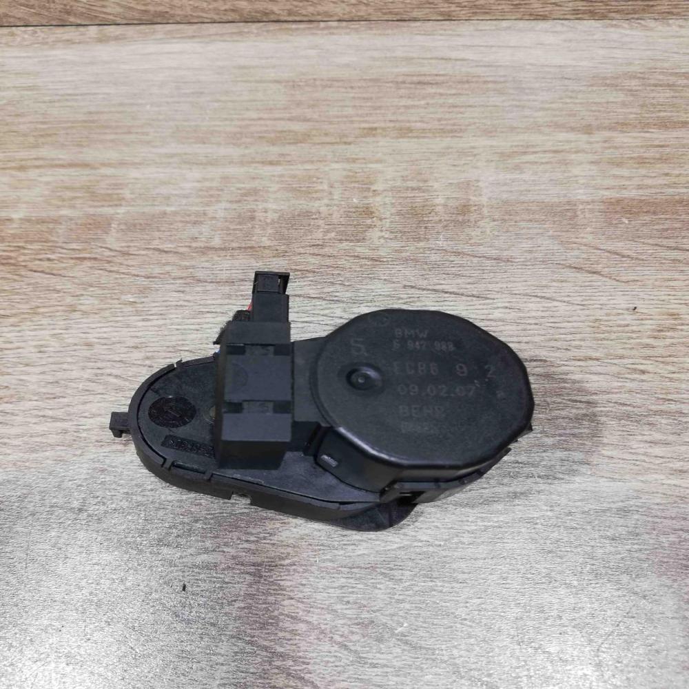 6942988   Air flap motor/actuator BMW 5 E60 E61