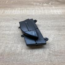 2118216958 03751222  Parking (PDC) sensor switch Mercedes-Benz E W211