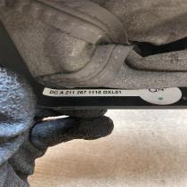 A2112671110   Gear lever shifter trim leather/knob Mercedes-Benz E W211