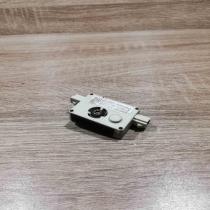 6990090 03 21367510  Aerial antenna amplifier BMW 7 E65 E66