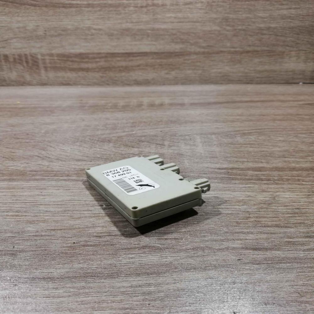 8368205 1749901  Aerial antenna amplifier BMW 7 E65 E66