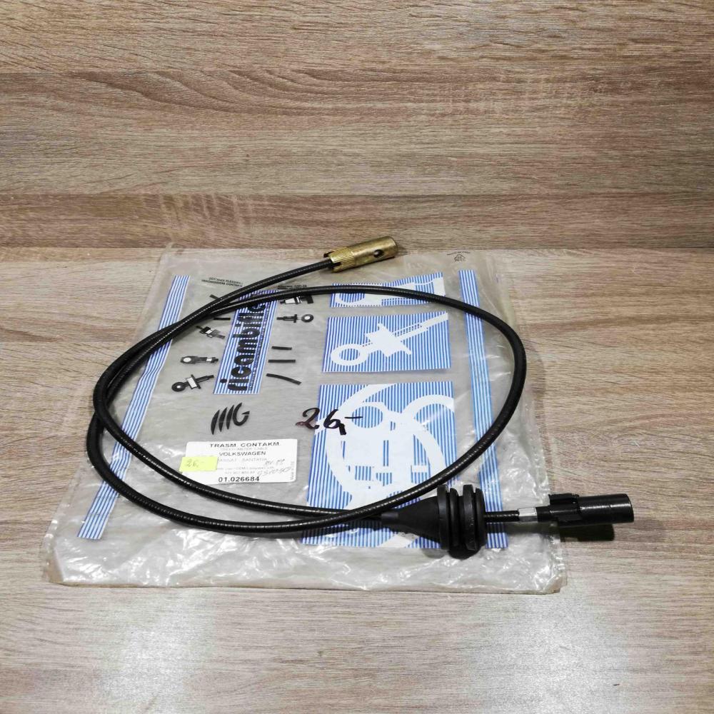 321957803af 01 026684 Passat Speedometer cable Volkswagen PASSAT B2