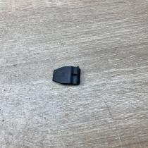 8T0867276  Rubber seal bracket clip Other body part Audi A5 8T 8F