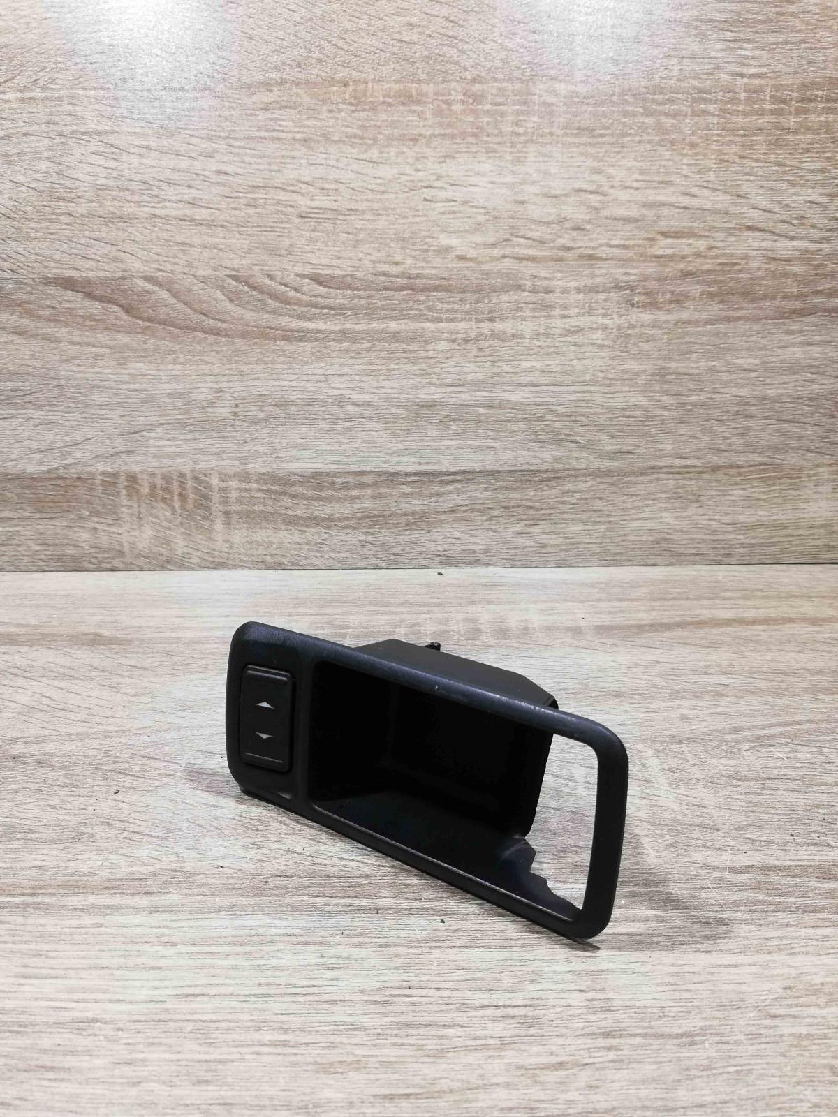 3m51 226a36 adw   Electric window control switch Ford Focus