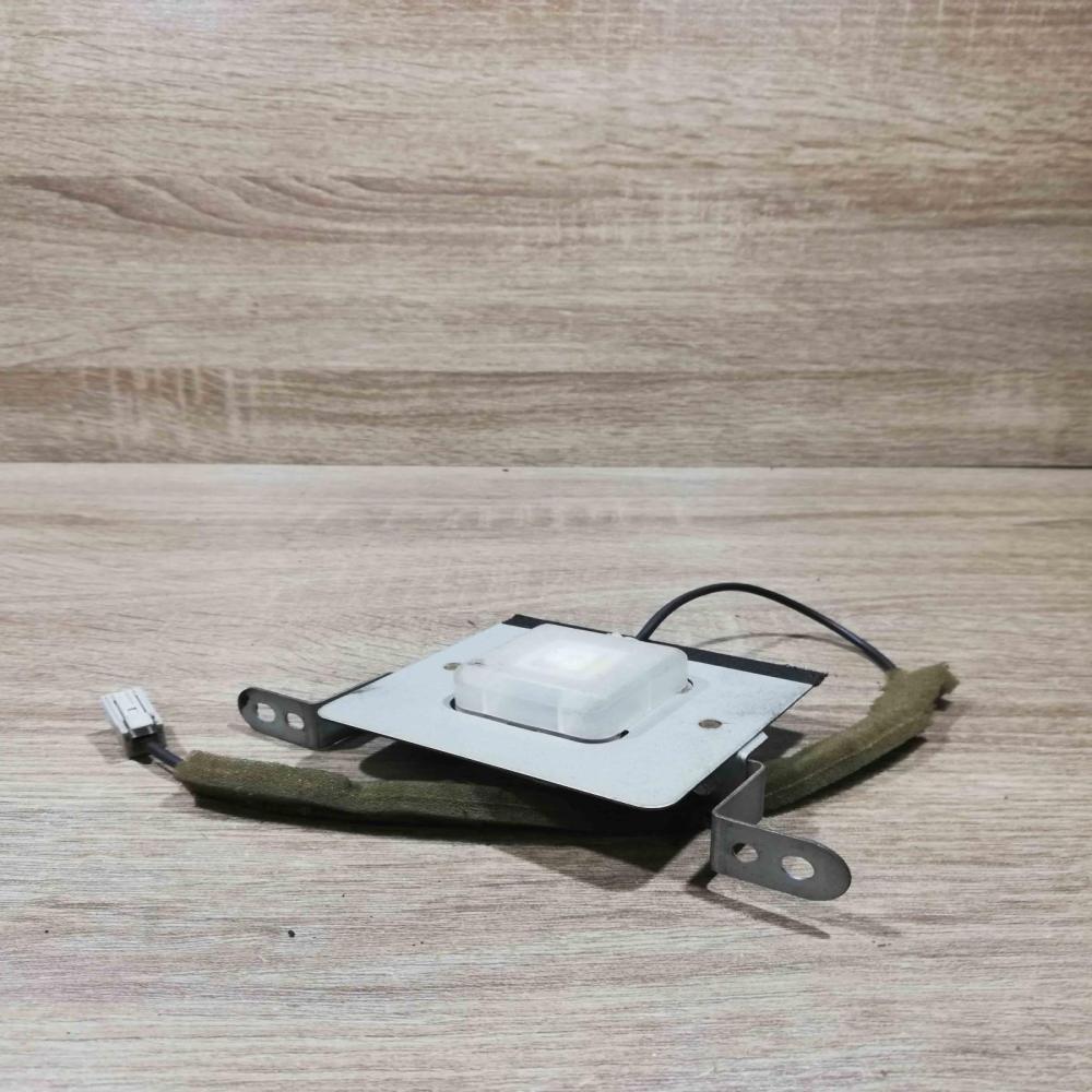 86860 20070   Aerial GPS antenna Toyota Avensis T250