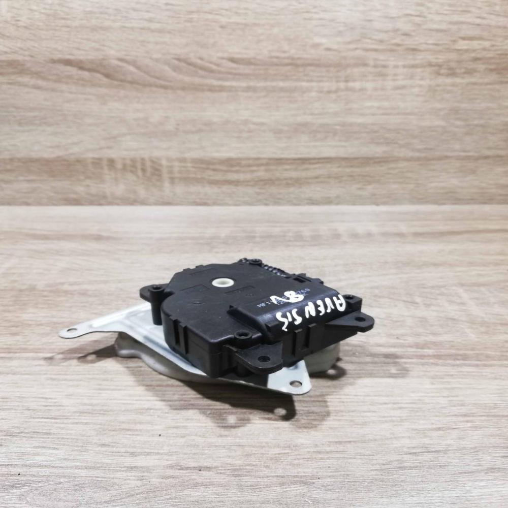 mf11380   Air flap motor/actuator Toyota Avensis T250