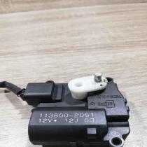 113800 2051   Air flap motor/actuator Toyota Verso