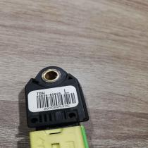 89834 05020   Airbag deployment crash/impact sensor Toyota Avensis T250