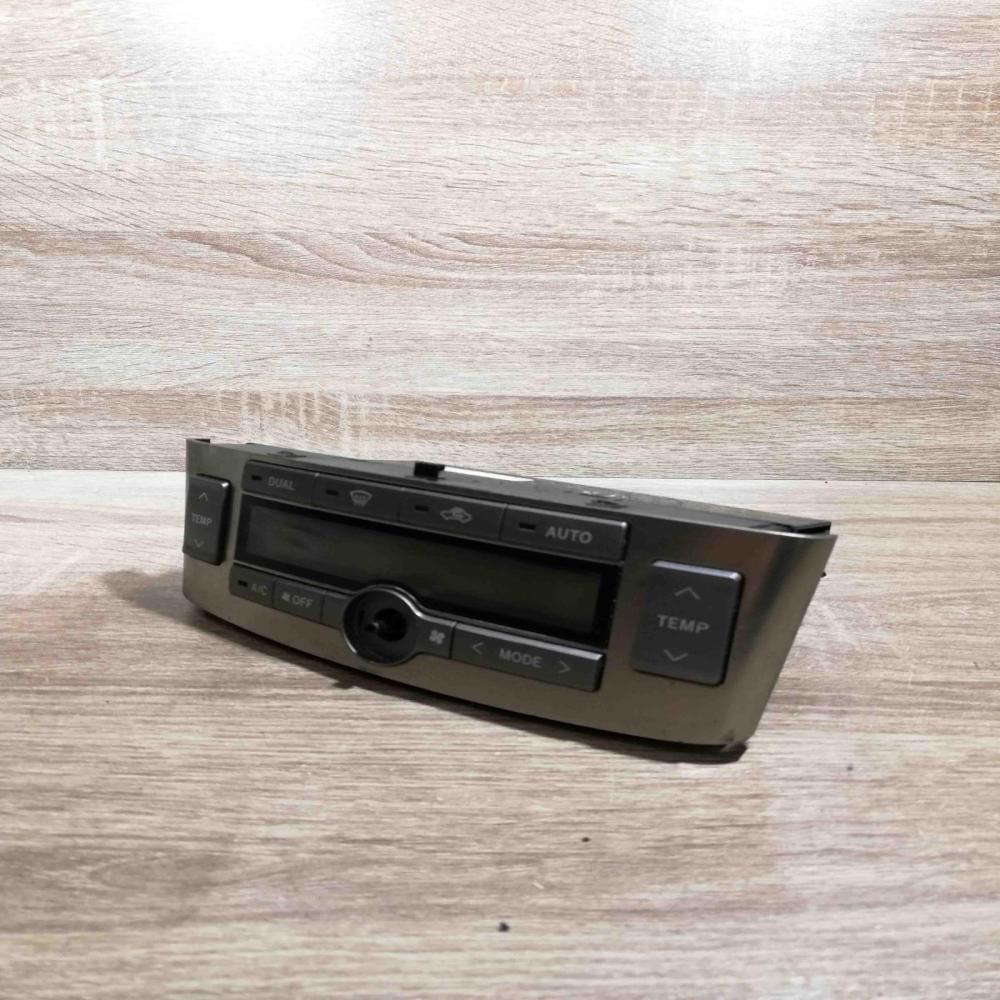 5902 05060h 8b273b3  Climate control unit Toyota Avensis T250