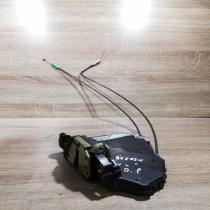 Z6 4e0803 Avensis  Front door lock Toyota Avensis T250