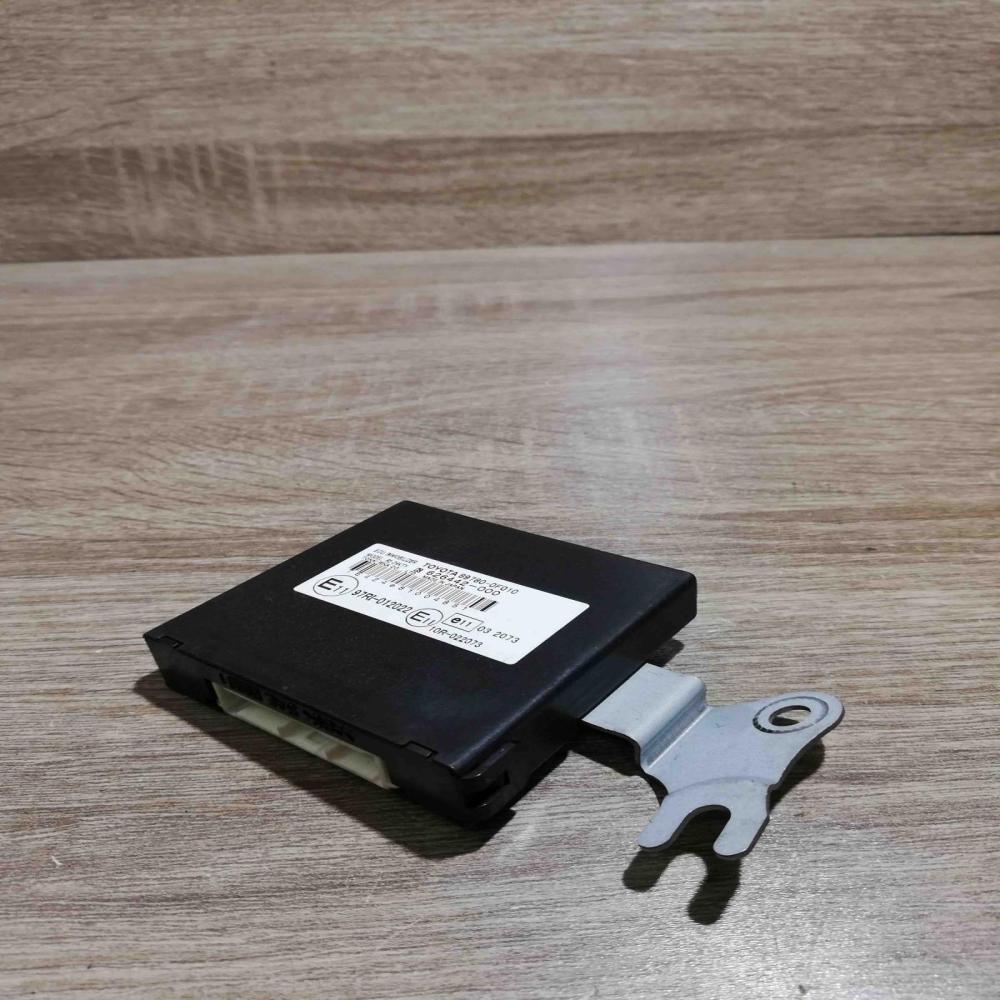 89780 0f010 626442 000  Door control unit/module Toyota Corolla Verso AR10